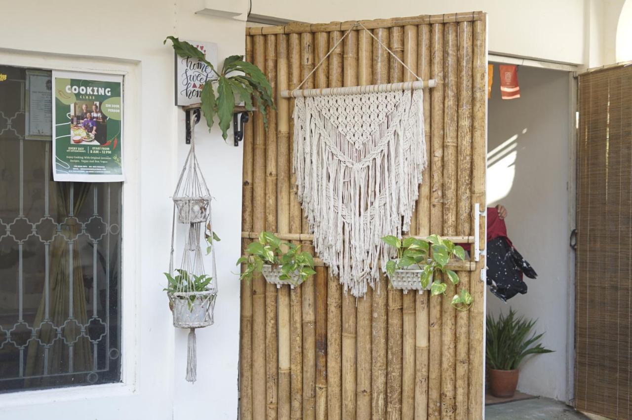 Oke Baik Hostel Jogjacarta Exterior foto