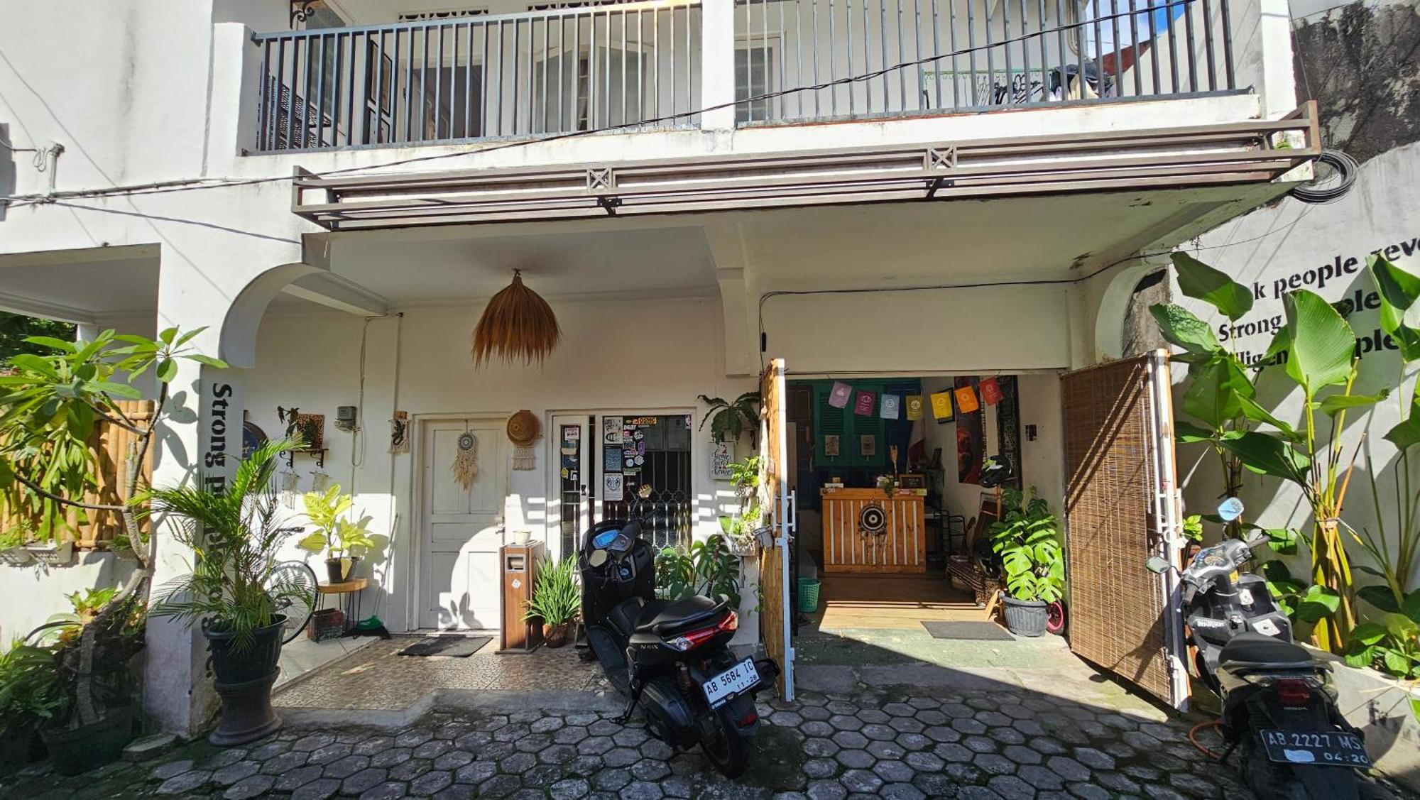 Oke Baik Hostel Jogjacarta Exterior foto