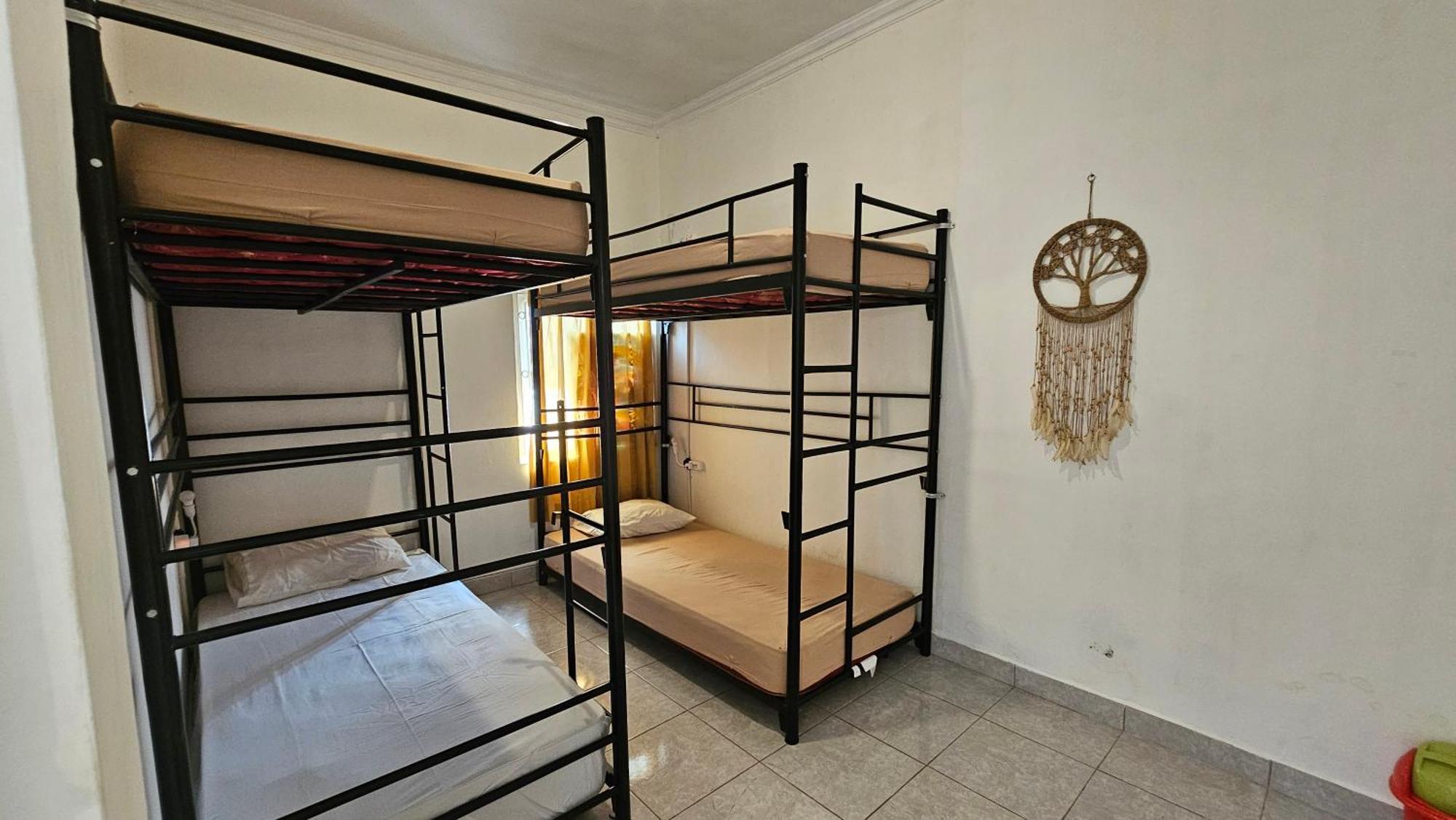 Oke Baik Hostel Jogjacarta Exterior foto