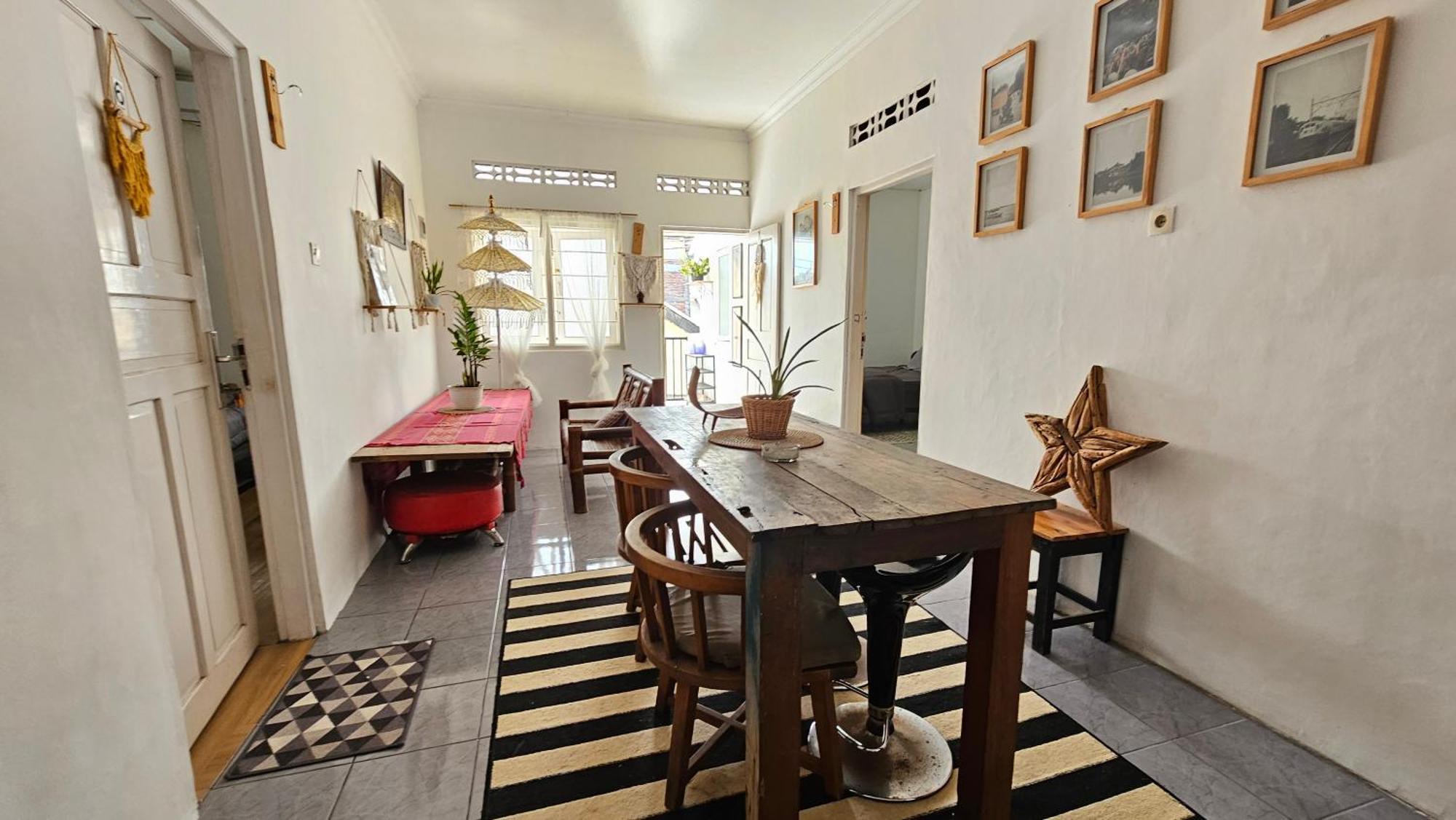 Oke Baik Hostel Jogjacarta Exterior foto