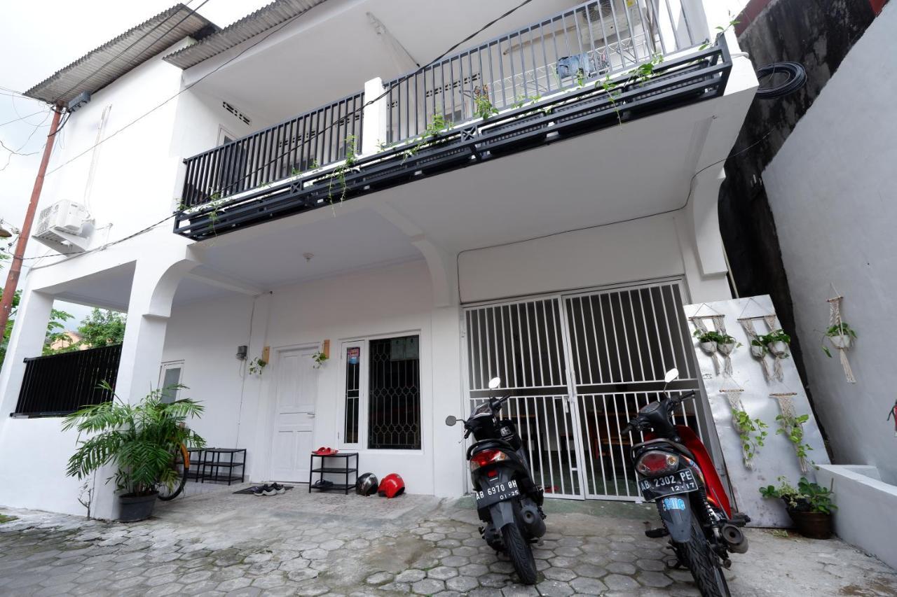 Oke Baik Hostel Jogjacarta Exterior foto